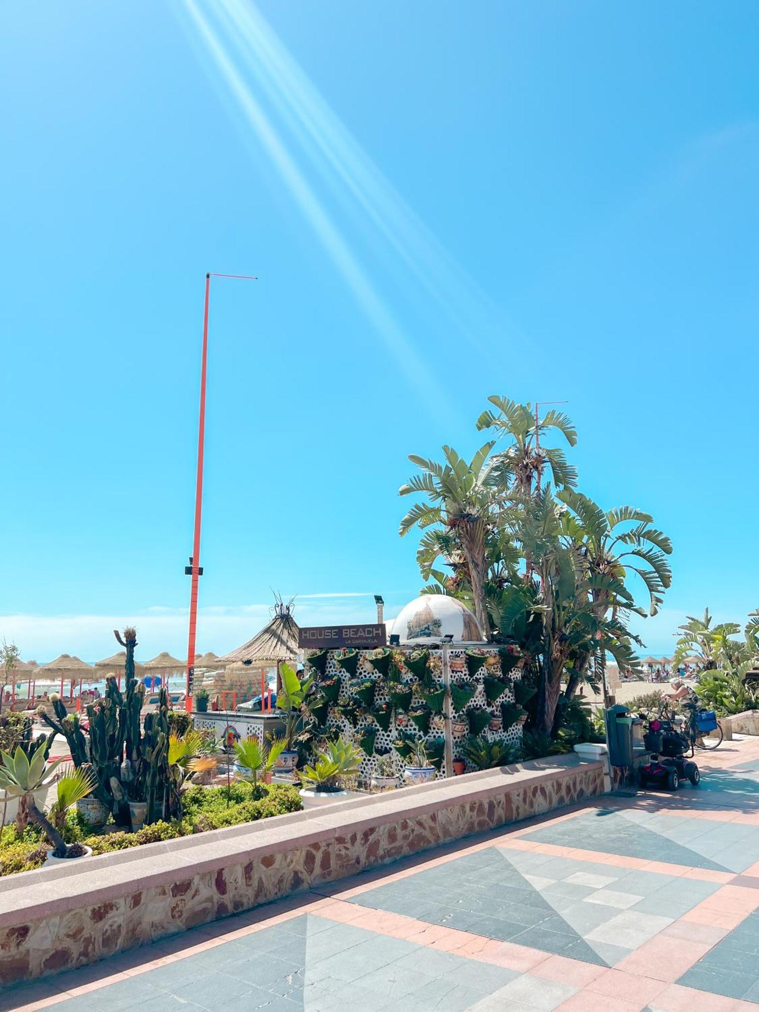 Palm Beach Aparment Sea Views Torremolinos Buitenkant foto
